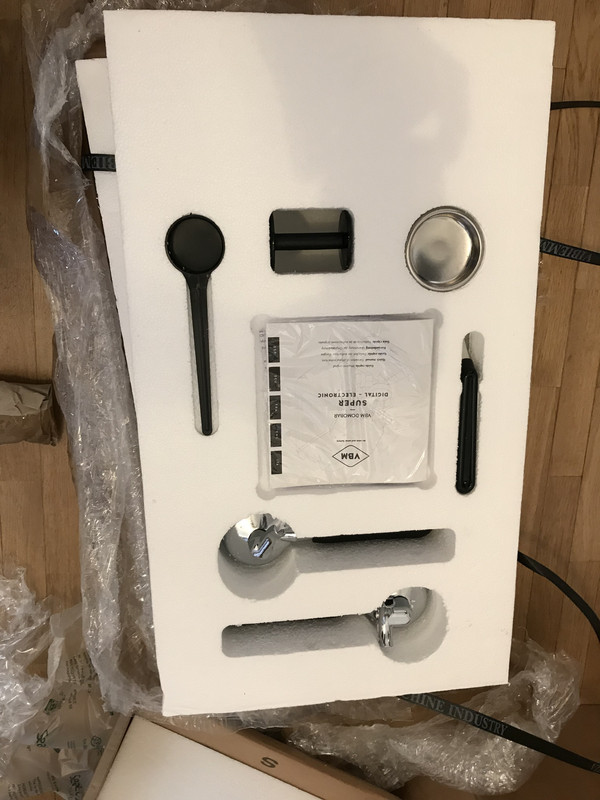 B60A9E65-E345-4422-9FCB-81F075AEE70E