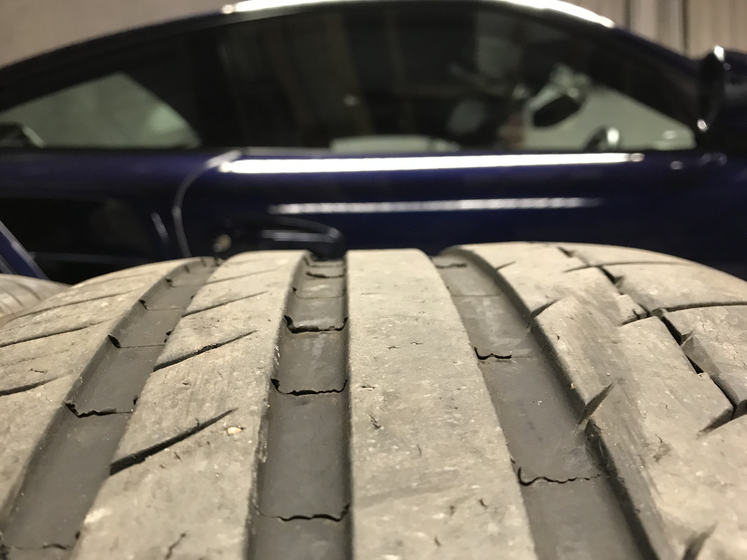 15C7AF2A-EC38-4BE6-93CC-3E4000DBC9D0