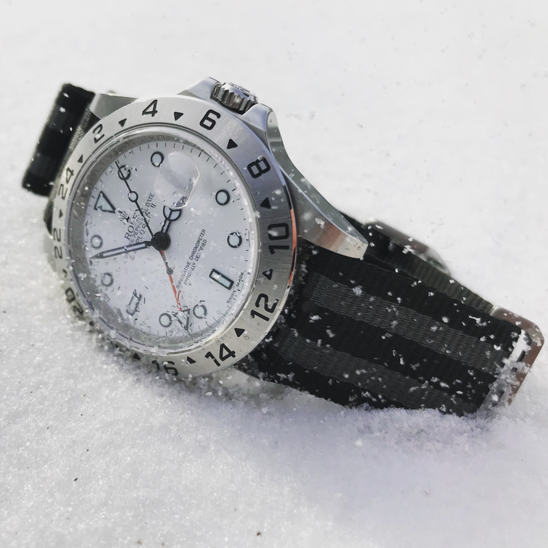 01-FCCAA4-405-B-48-A6-BE9-C-CD136-AF2-BD