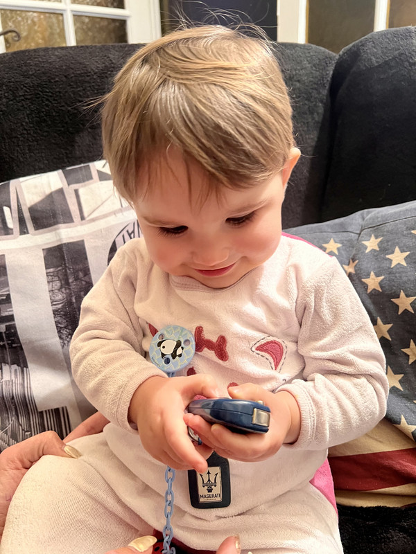 E8103AF8-C24E-452D-969F-7573E0A0BD14