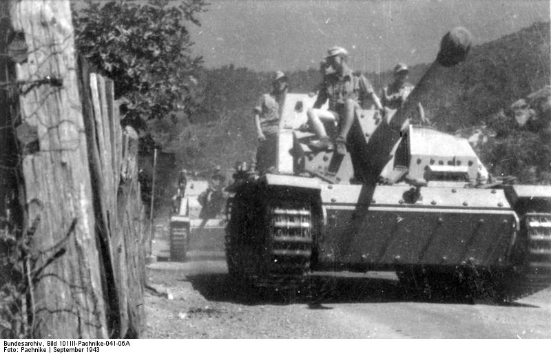 StuG III de la 16. SS-Panzergrenadier-Division Reichsführer-SS en Italia