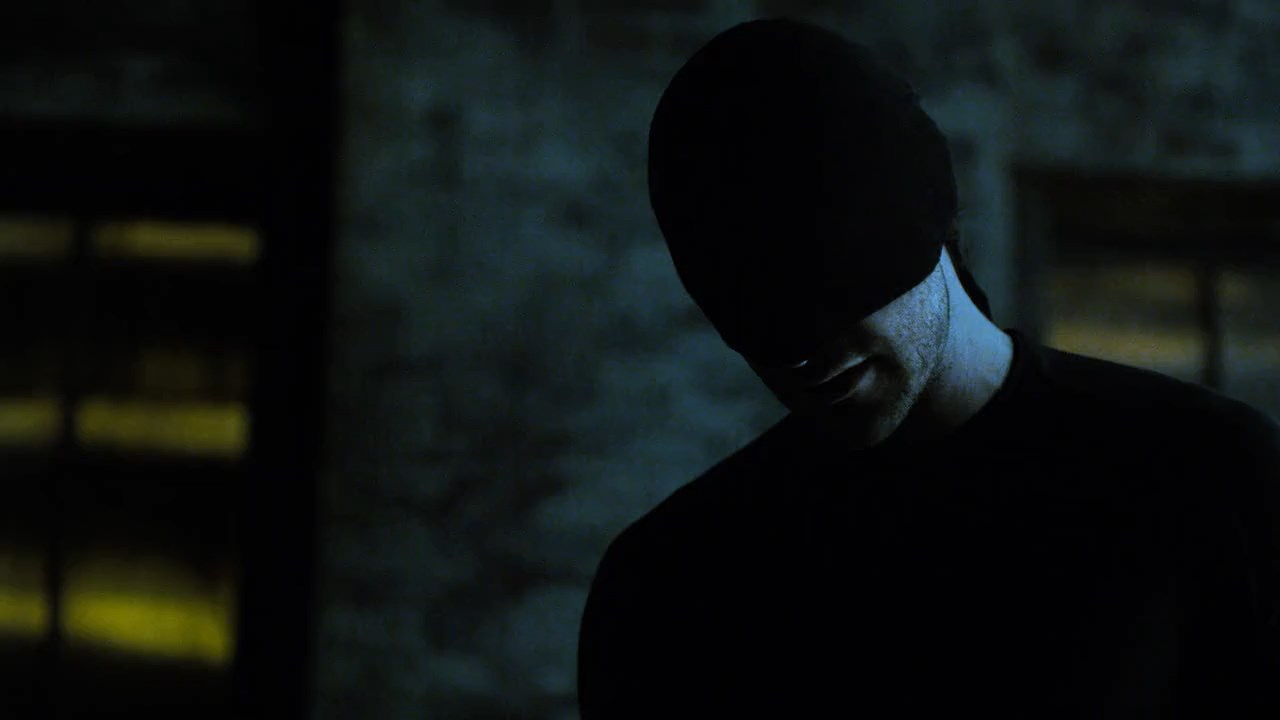 Marvel's Daredevil (2015) Season 1 [Hindi + English] WebRip 480p 720p ESub - Complete Screenshot