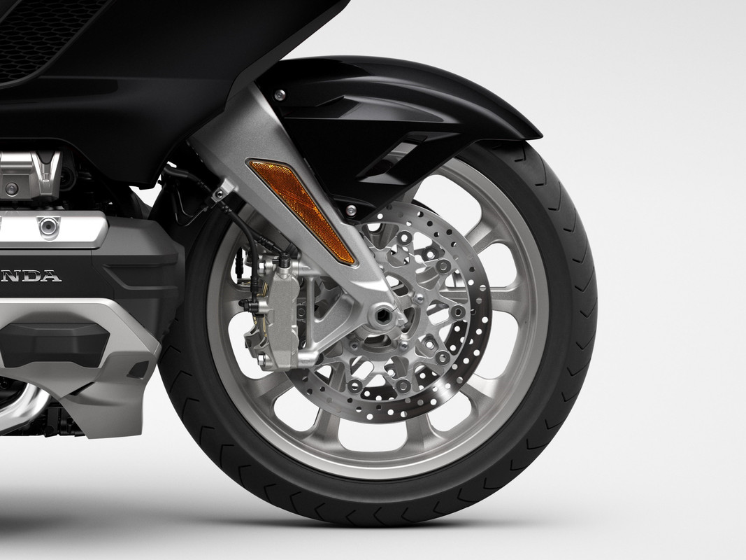 413862_23YM_HONDA_GOLD_WING_TOUR