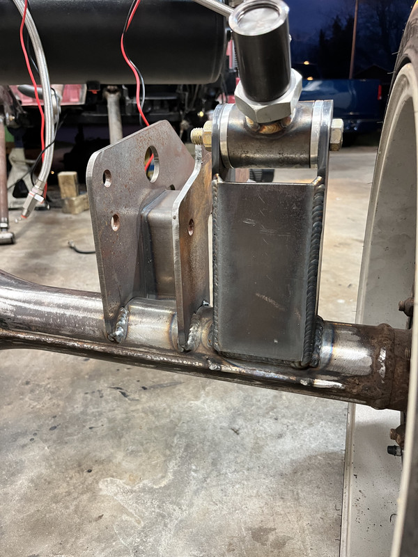 EB0BF033-498F-4520-A094-973762093BED