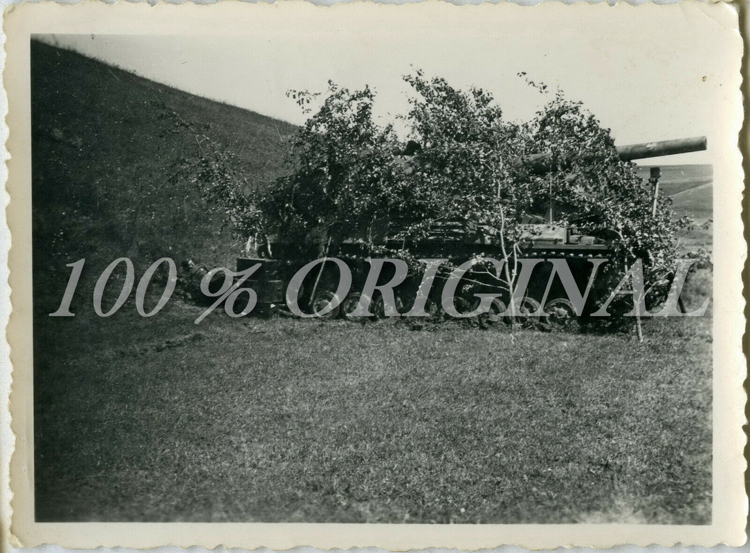 Panzer Haubitze Geschütz Russland 1944 Stellung Panzer Division