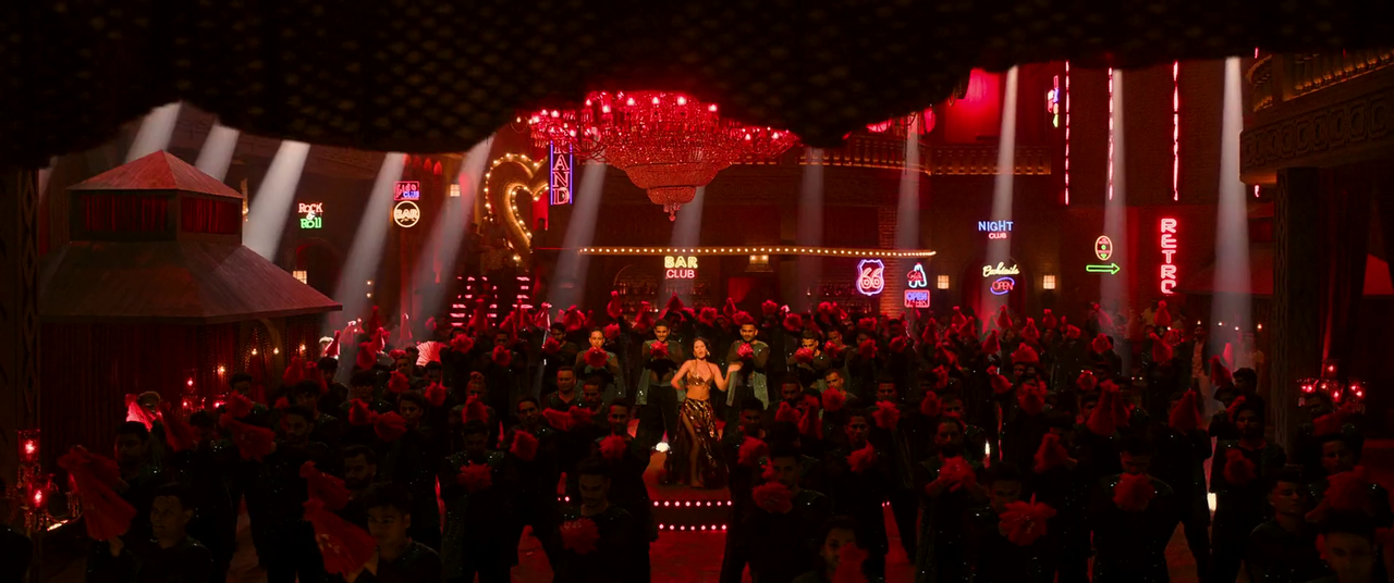 [Image: vlcsnap-2025-10-29-19h31m15s283.png]