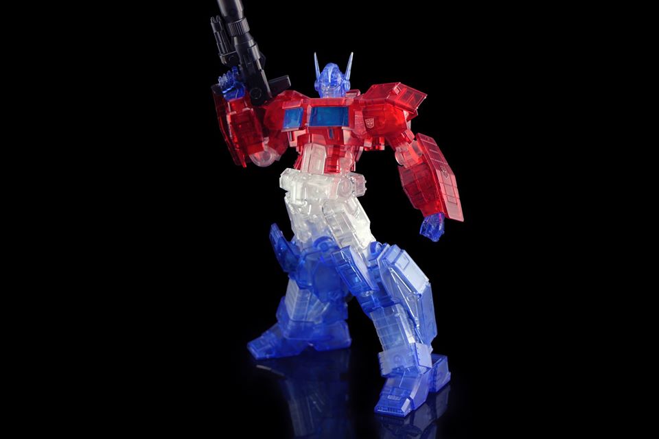 Furai-Model-IDW-Optimus-Prime-Clear-Ver-07