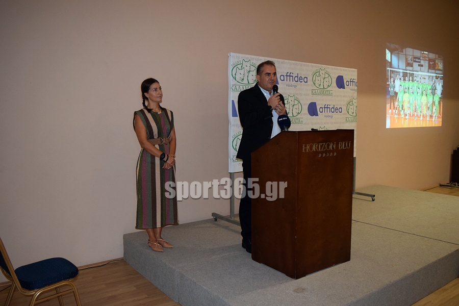 , &Kappa;&alpha;&lambda;&alpha;&mu;ά&tau;&alpha; 80: &Tau;ί&mu;&eta;&sigma;&epsilon; &chi;&omicron;&rho;&eta;&gamma;&omicron;ύ&sigmaf; &kappa;&alpha;&iota; &upsilon;&pi;&omicron;&sigma;&tau;&eta;&rho;&iota;&kappa;&tau;έ&sigmaf;, &pi;&alpha;&rho;&omicron;&upsilon;&sigma;ί&alpha;&sigma;&epsilon; &tau;&eta; &phi;&alpha;&nu;έ&lambda;&alpha; &kappa;&alpha;&iota; &tau;&omicron; ό&rho;&alpha;&mu;&alpha; &gamma;&iota;&alpha; &tau;&eta; Volley League – &Phi;&omega;&tau;&omicron;&gamma;&rho;&alpha;&phi;ί&epsilon;&sigmaf; &kappa;&alpha;&iota; &beta;ί&nu;&tau;&epsilon;&omicron;