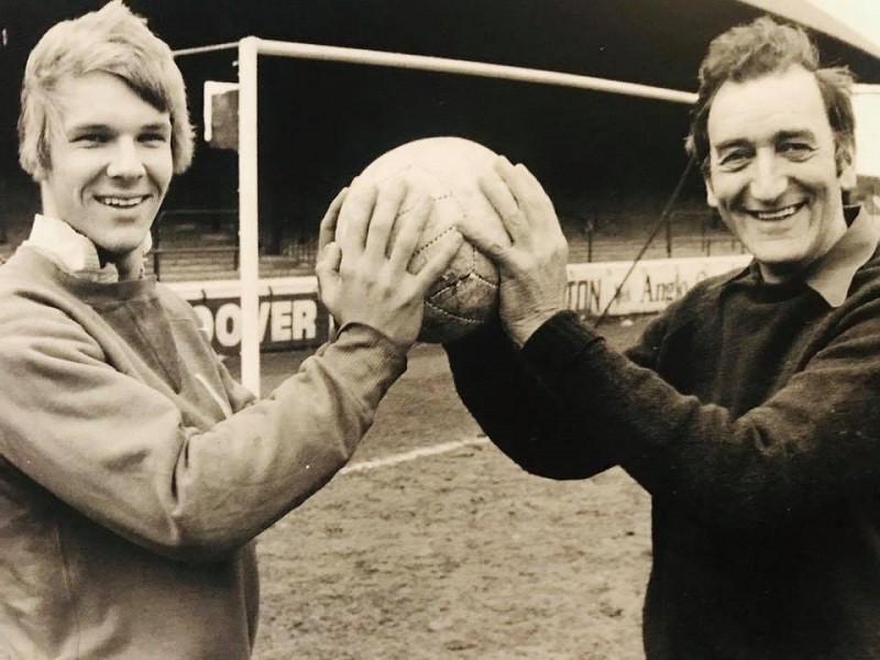 [Image: 18-year-old-Chris-Woods-just-before-he-k...s-agai.jpg]