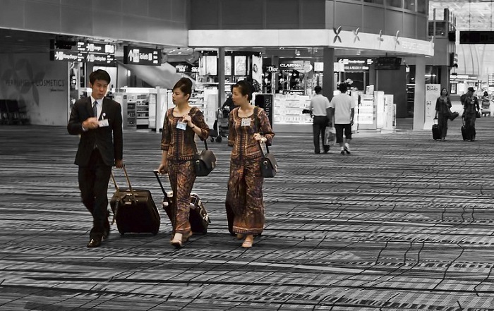 Ilustrasi pramugari Singapore Ailrines. Singapore Airlines selalu menjadi maskapai favorit lantaran dikenal memiliki layanan pramugari kelas dunia.
