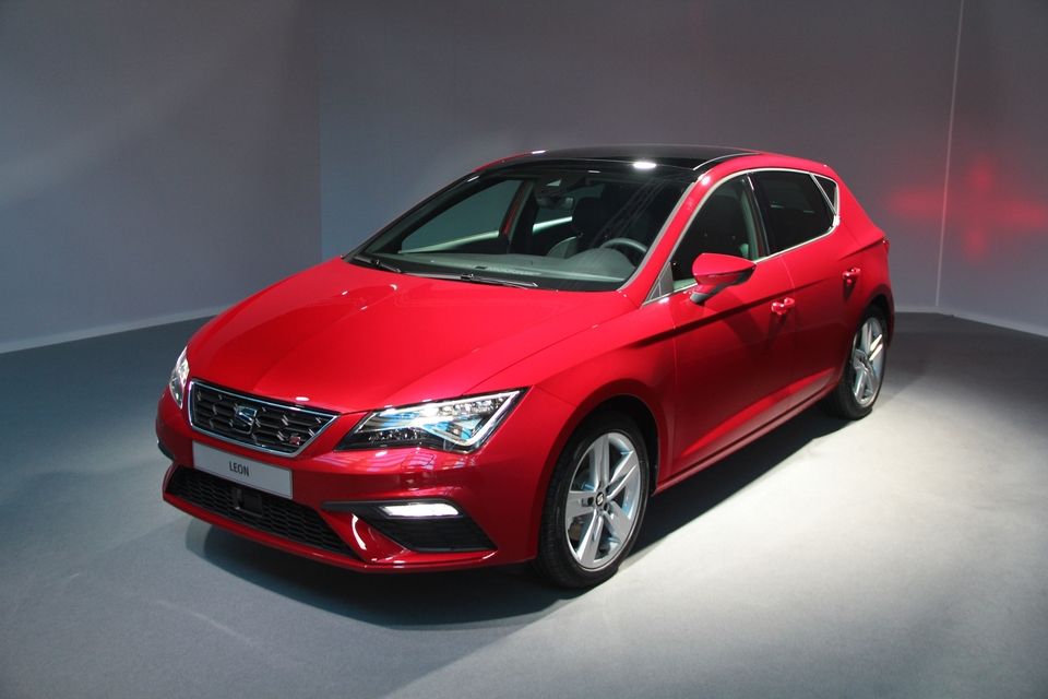 S8-presentation-video-seat-leon-2017-389080