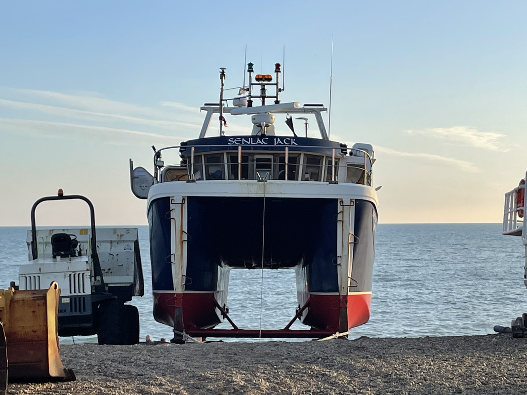 7B8FDDA0-1288-41CB-AEF3-7F00107C74FD