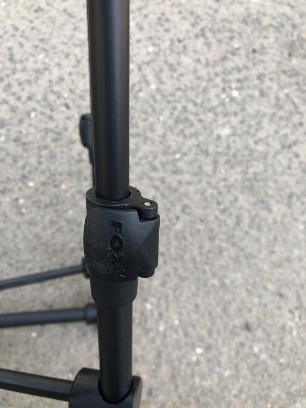 7835B9B8-35B0-494C-886B-6180A84EFCF4