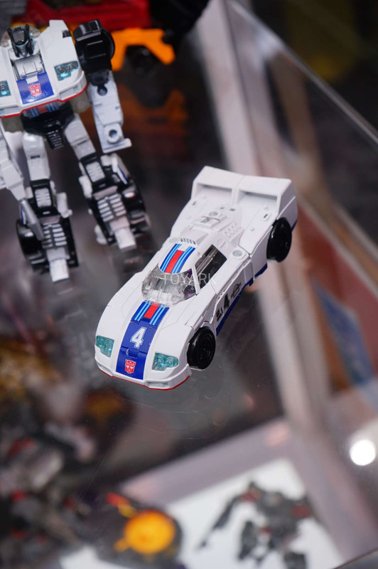 SDCC-2017-Transformers-Hasbro-Thurs-027