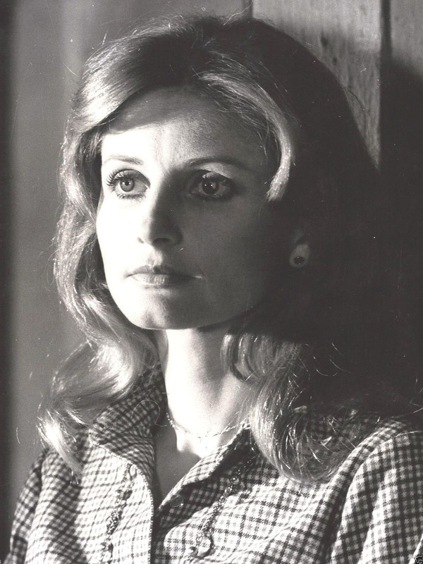 jill_ireland_b02
