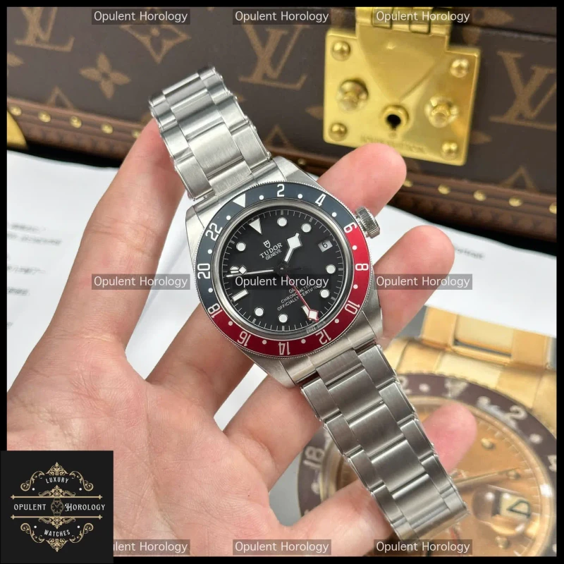 Tudor Black Bay GMT M79830RB Replica Watch 41mm Automatic Swiss Movement