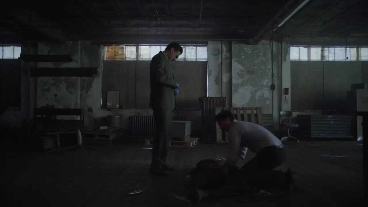 Mr.Robot.S03E01.Modalita.risparmio.energetico.1080p.BDRip.ITA.ENG.FLAC.x264-BlackBit[screenshot 2]