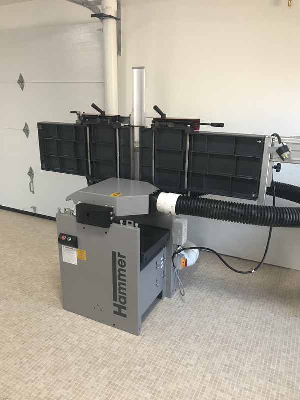 4E544B04-557B-43DC-994F-FA1071DEAEFC