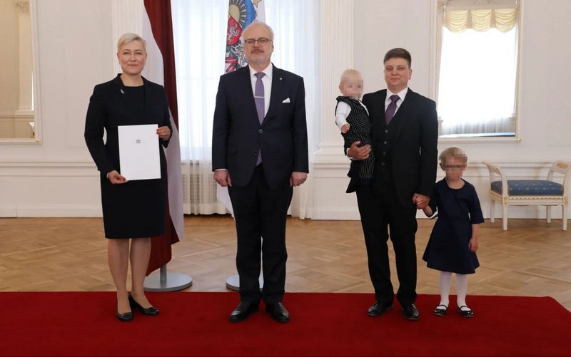 Lesbės-pidaraskės ir jų „kampf“
