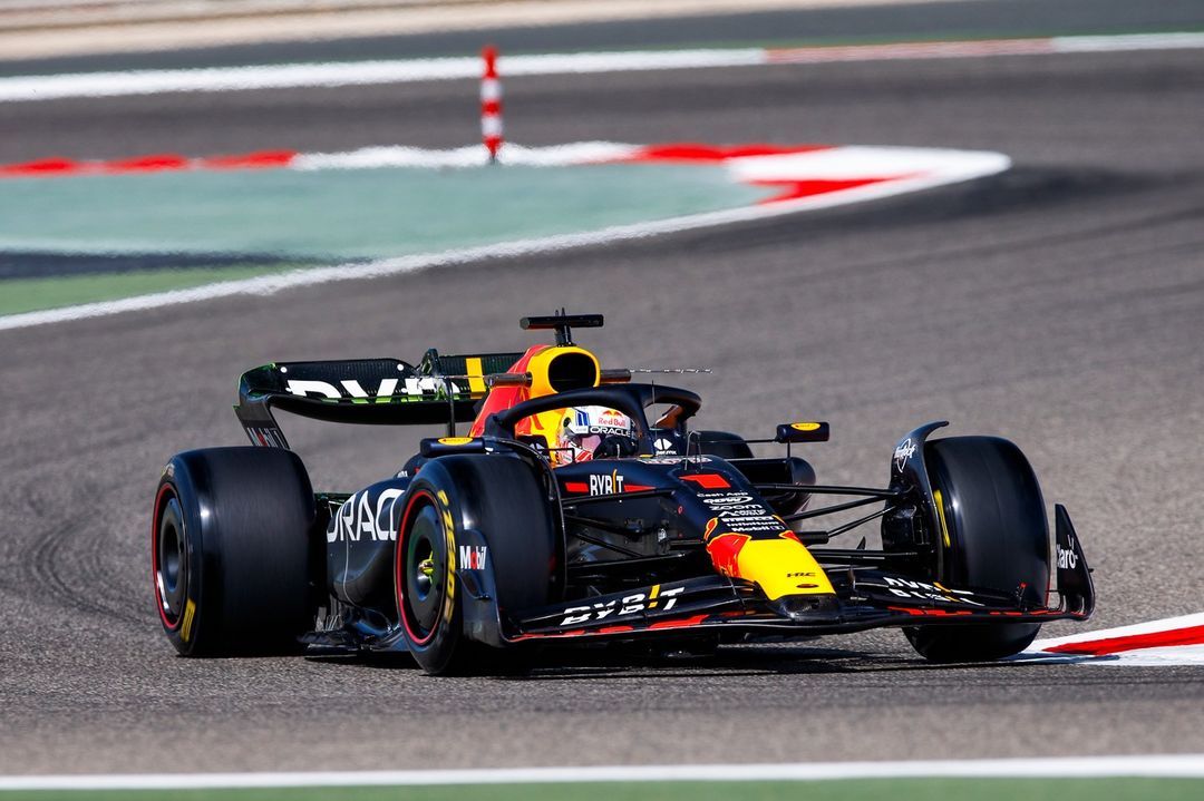 Red Bull RB19