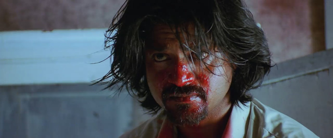 Vettaiyaadu Vilaiyaadu 2006 WebRip [Tamil] 480p 720p ESub Screenshot