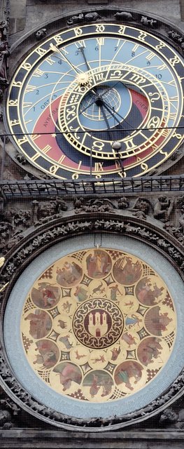 Casa Danzante, Reloj en movimiento y Castillo de Praga - Viena - Bratislava - Praga, Navidad 2024 (17)