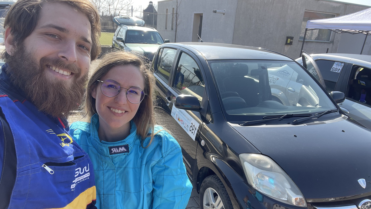 1828DD68-DC79-48F0-90D2-06F145E87972