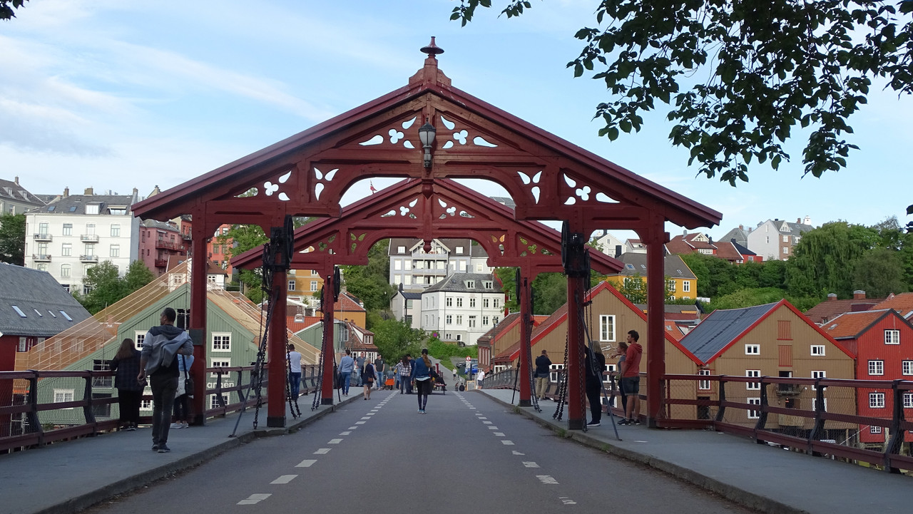 DSC01102-2.jpg