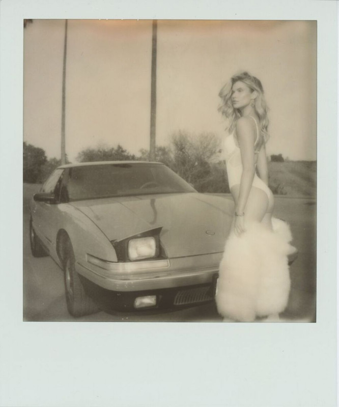 josie-canseco-for-galore-magazine-september-2018-28