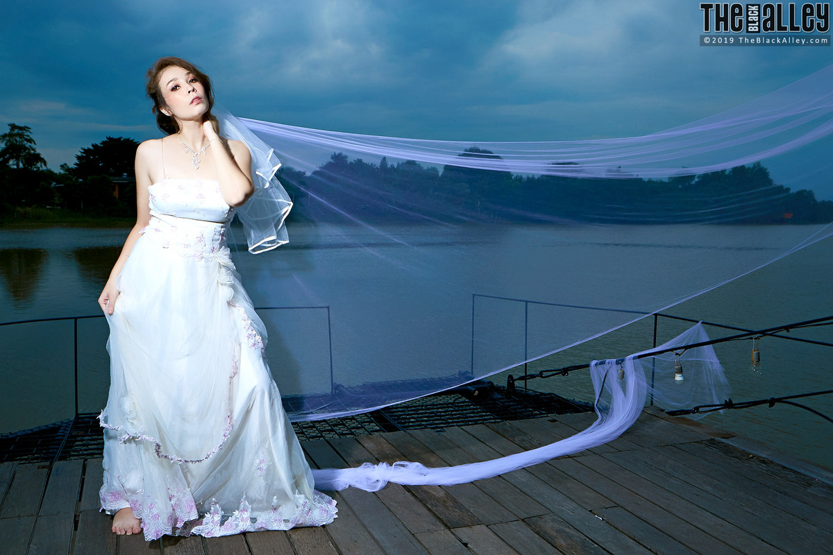 natcha-10-015