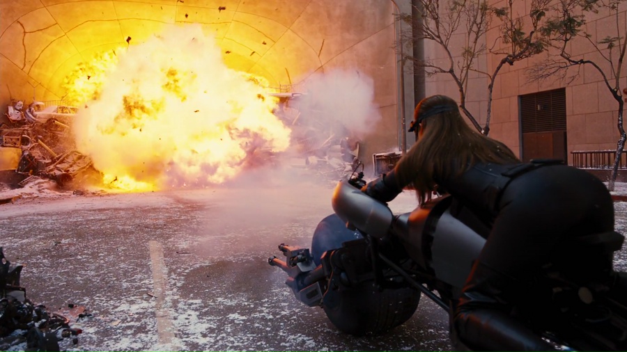 The Dark Knight Rises 2012 BluRay [Hindi + Tamil + Telugu + English] 480p, 720p, 1080p ESub Screenshot