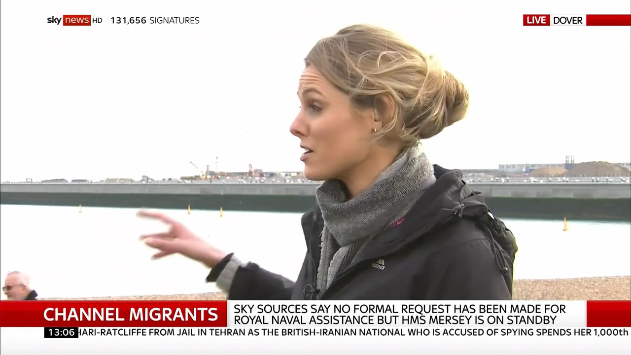 29 December - 13.00.00 - Sky News. Live coverage of main weekend