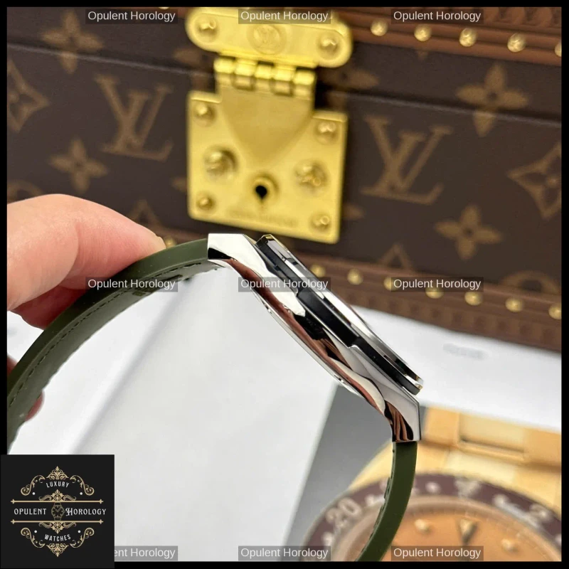 Hublot Classic Fusion 42mm Green Titanium Ultra-Lightweight Automatic Watch