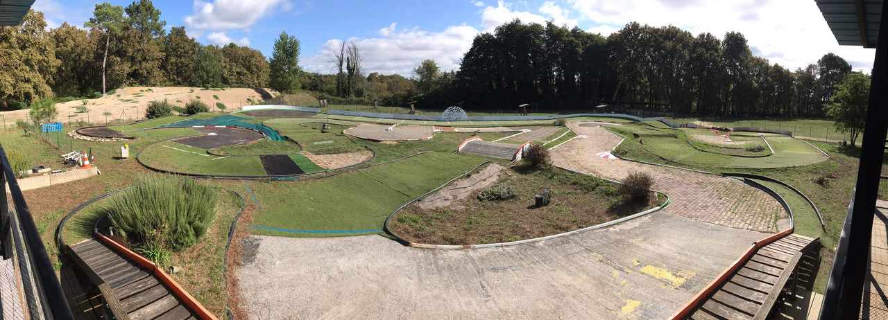 23849E9D-EB8E-4415-B5F8-754856D20851