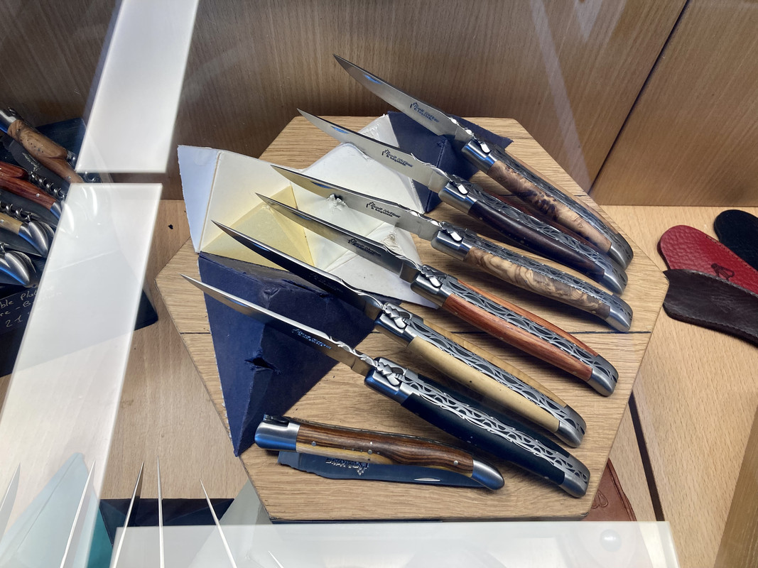 708FBEDF-A25C-4889-A73D-3D66A0F62C4D