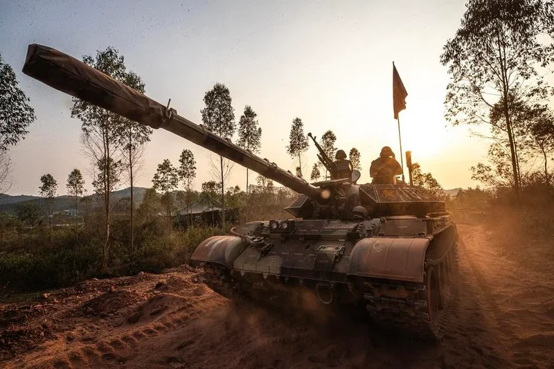 modernized-t-54m-tanks-in-service-with-the-vietnamese-armys-v0-ghlekpxxg28c1.webp