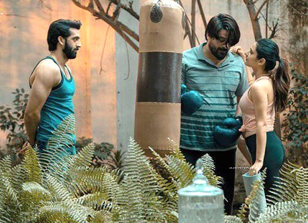 fitness-look-of-fatima-sana-shaikh-in-ajeeb-daastaans-2022