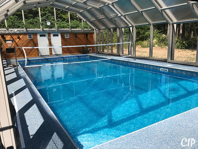 RETRACTABLE POOL ENCLOSURES