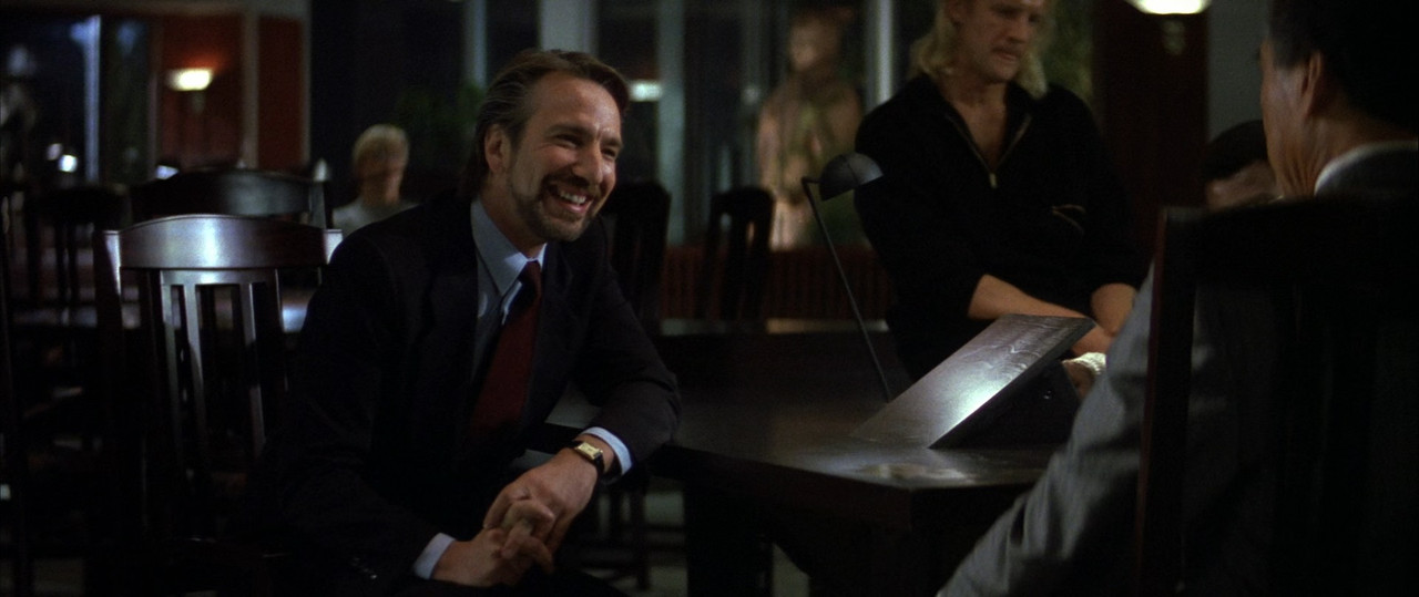 Die Hard 1988 (1080p x265 10bit Tigole).mkv_snapshot_00.29.54_[2