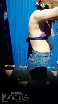 [Image: Voyeur12945074239.jpg]