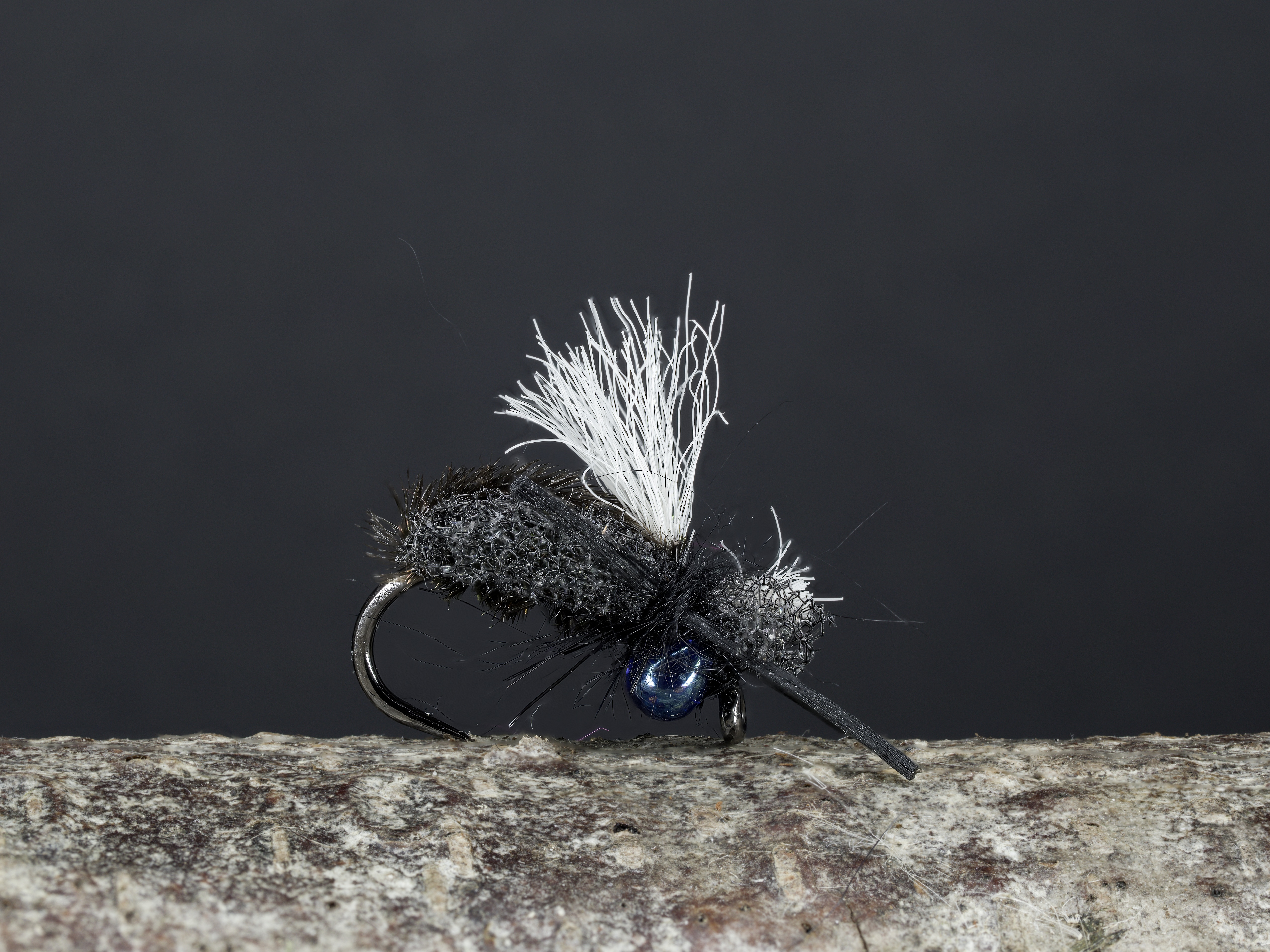 ZV2025-05-20-20-47-46-B-R8-S4-Fly-Tying.jpg