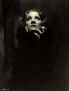 Marlene-Dietrich-e59