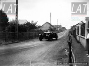 24 HEURES DU MANS YEAR BY YEAR PART ONE 1923-1969 - Page 9 30lm02-Bentley-Speed-Six-Frank-Clement-Richard-Watney-9