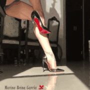 Gif Sexy Legs with High Heels by Marina Reina García