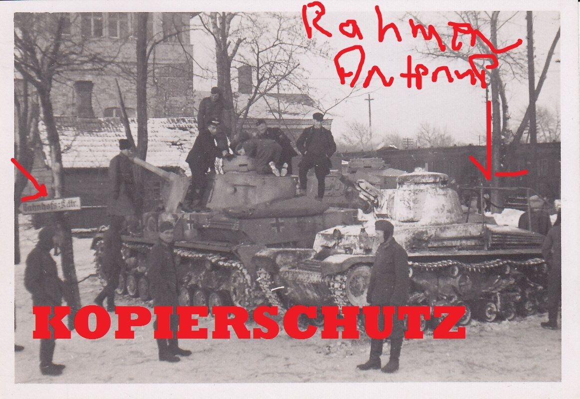 Panzer IV Lang und Panzer 35(t) mit Rahmenantenn