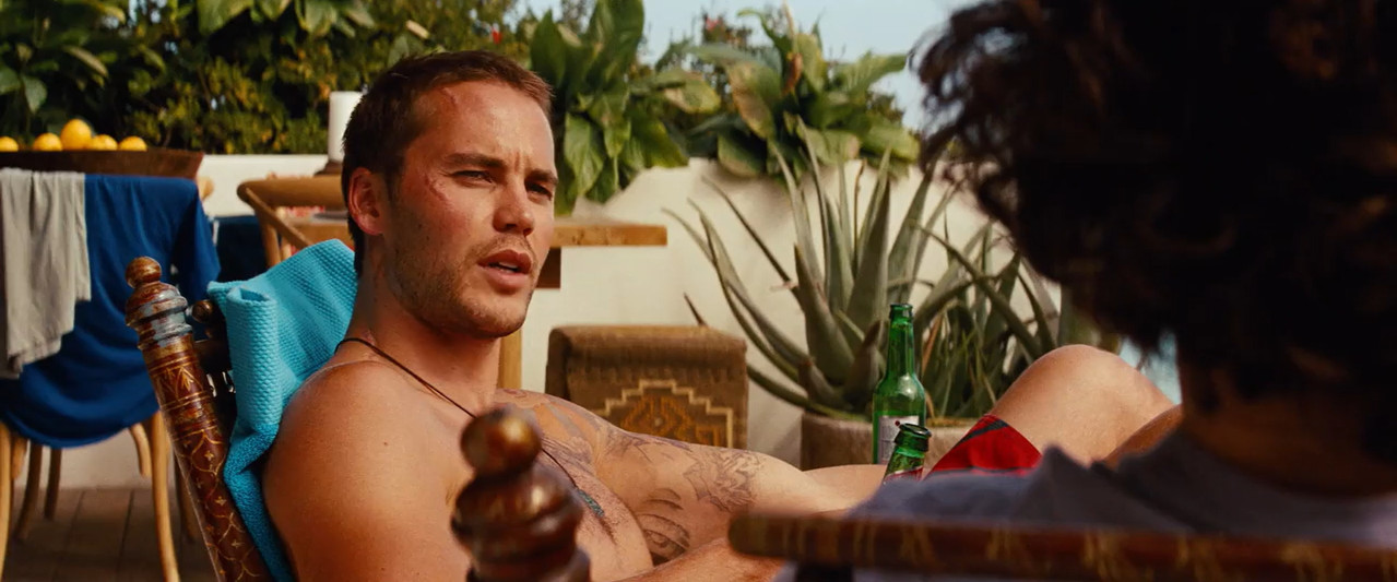 Savages 2012 BluRay [Hindi + Tamil + Telugu + English] 480p 720p ESub Screenshot