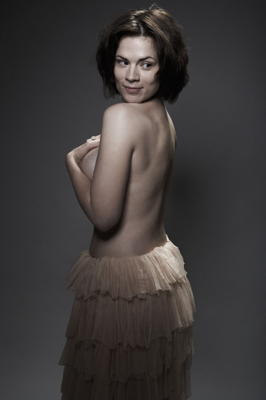 [Image: Hayley-Atwell-Topless-Sexy-8.jpg]