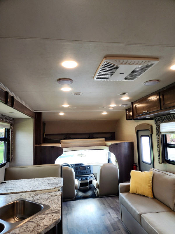 Vehicle thumbnail 26