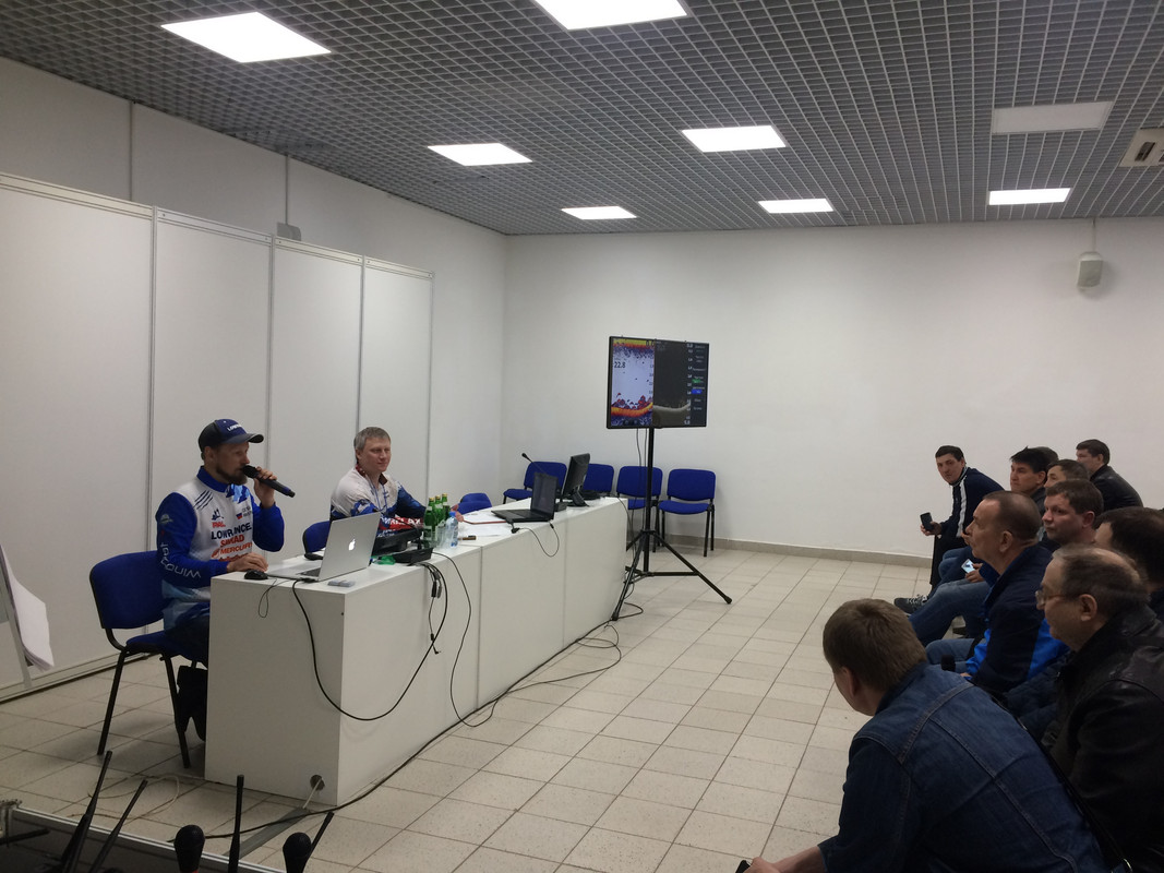 1 (7) Сергей Никулин Андрей Куляпин эхолот поиск судака щуки спи