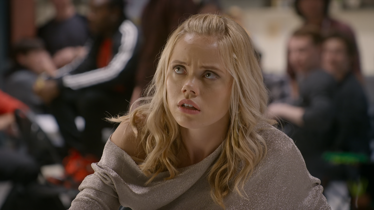 Cobra.Kai.S03E04.The.Right.Path.1080p.10bit.BluRay.AAC5.1.HEVC-Vyndros.mkv_snapshot_10.47_[2022.11.3